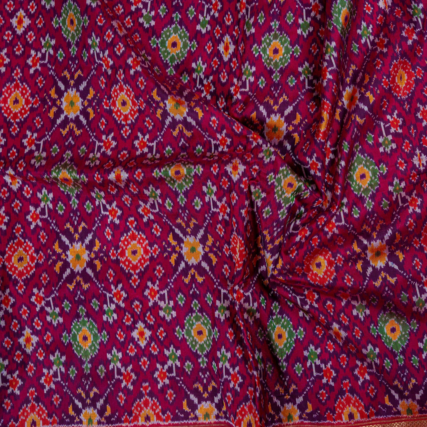 Vibrant Purple & Red Silk Pochapally Ikkat Saree with Zari Border