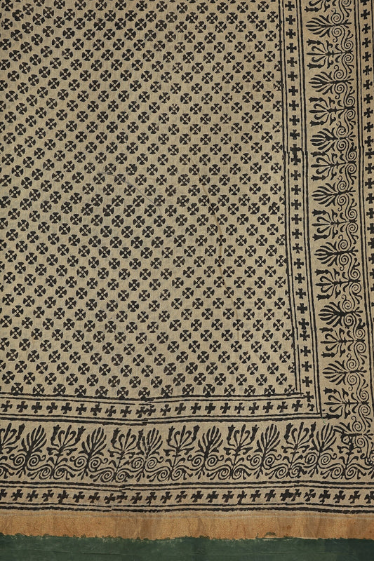 Beige Chanderi Handblock Print Saree With Natural Dye And Green Border, fabric detail
