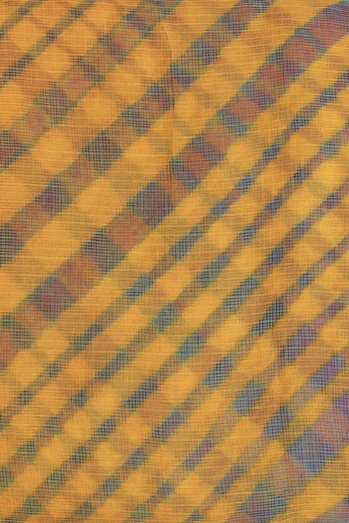 Yellow And Purple Lahariya Saree, fabric detail