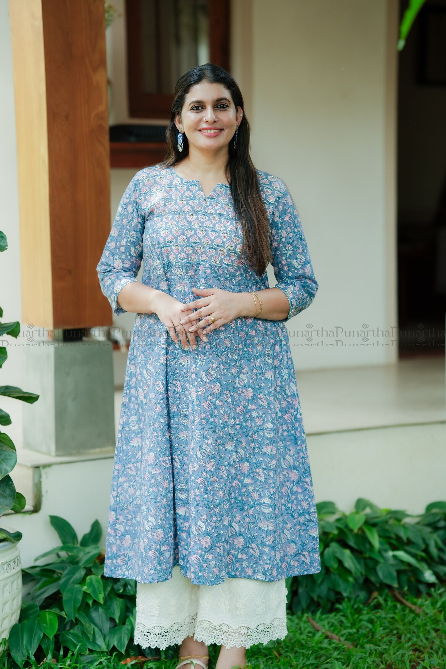 Sangneeri Hand Work Kurti, full front view