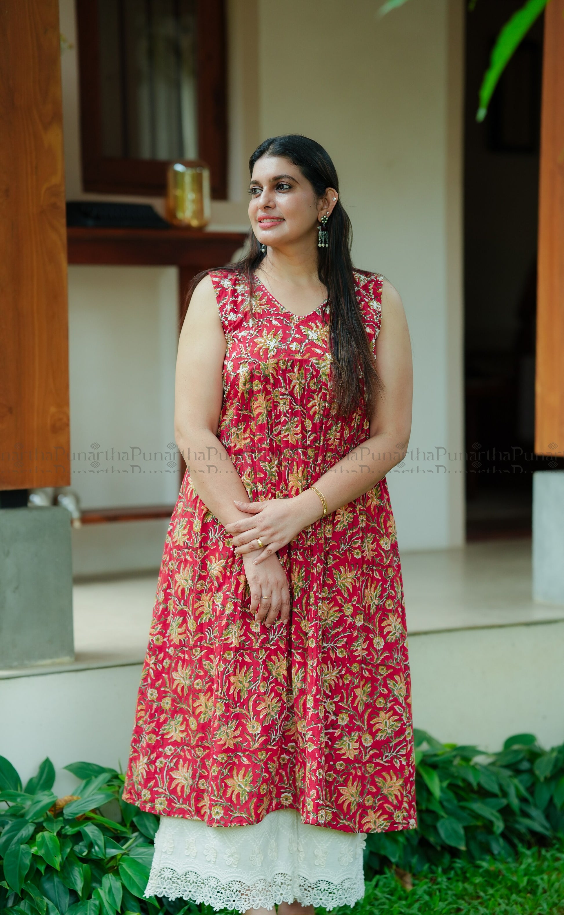 Sangneeri Thread Work Kurti, view 4
