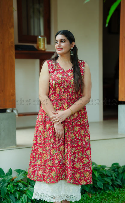 Sangneeri Thread Work Kurti, view 4