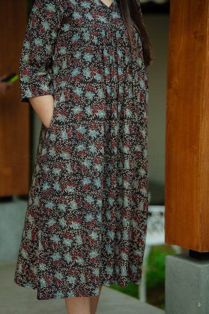 Ajrak V-neck Kurti, view 6
