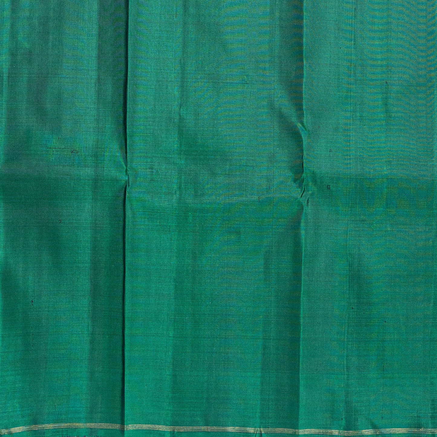 Handwoven green Kanchipuram 3-gram zari  silk saree