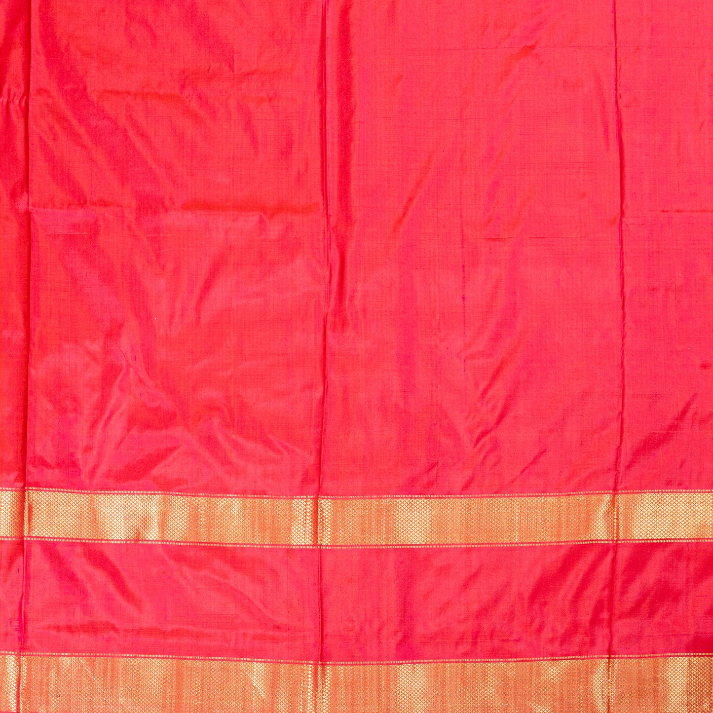 Vibrant Purple & Red Silk Pochapally Ikkat Saree with Zari Border