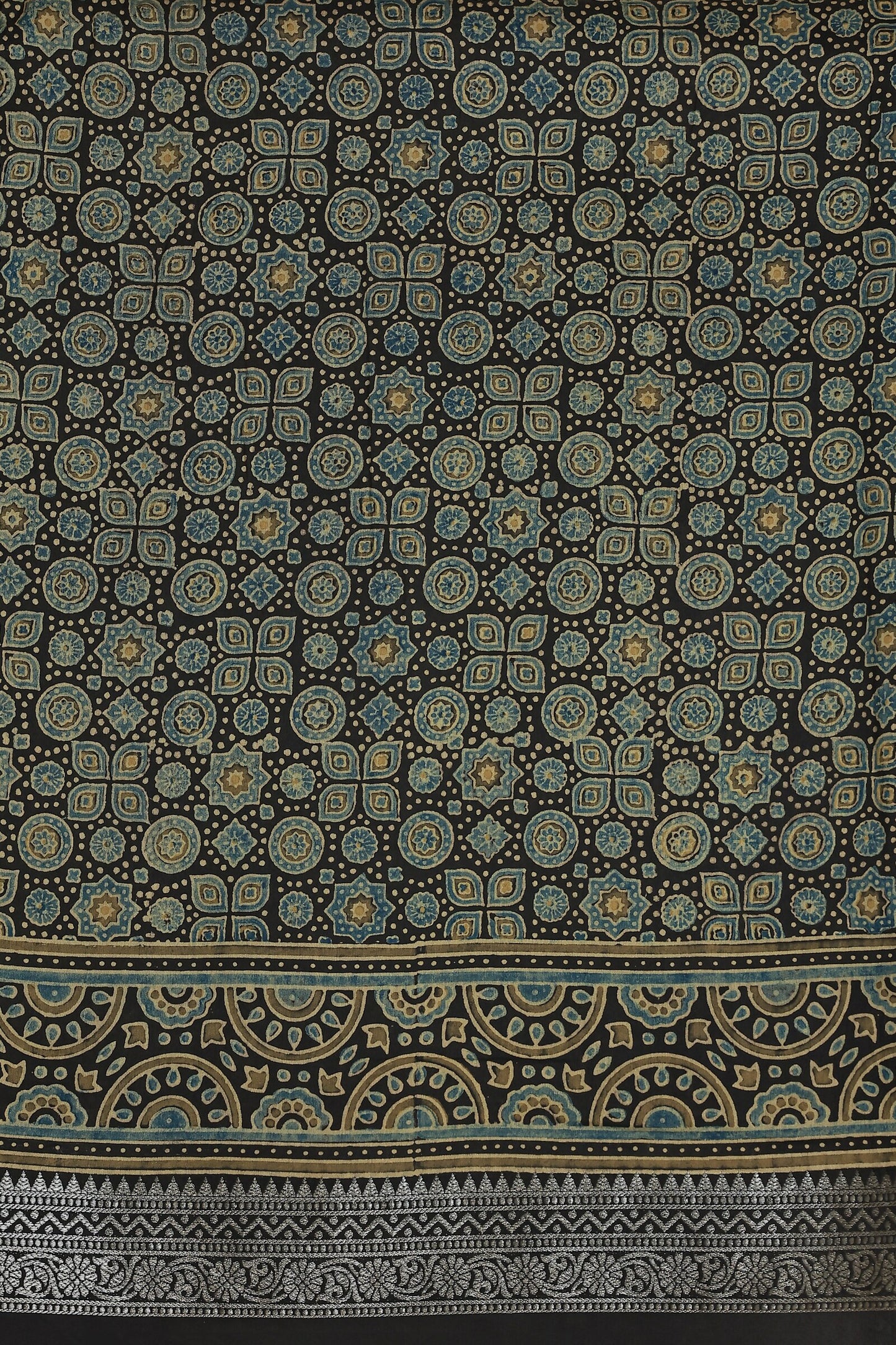 Ajrak Chanderi Silk Saree With Zari Border, fabric detail