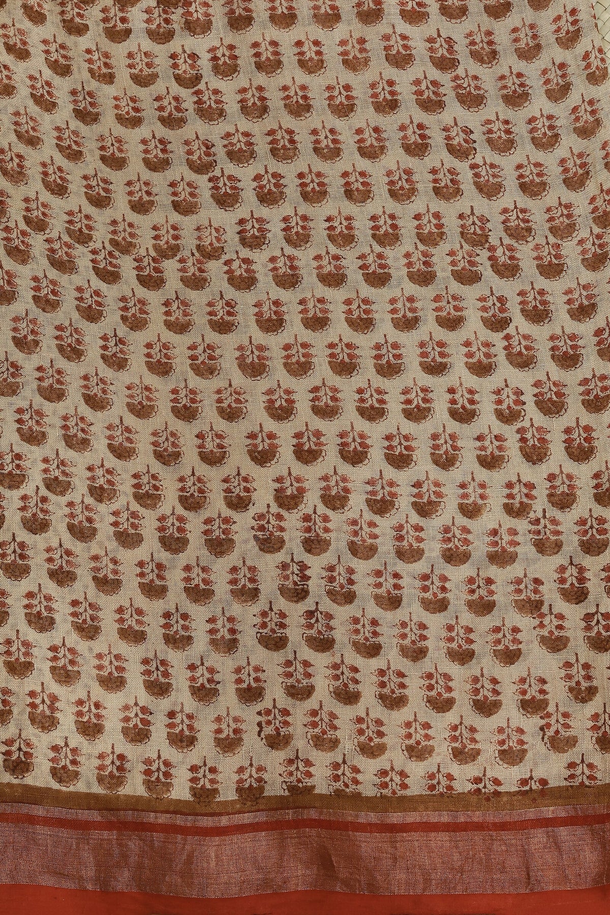 Bagru Linen Saree With Brick Red Golden Zari Border, fabric detail
