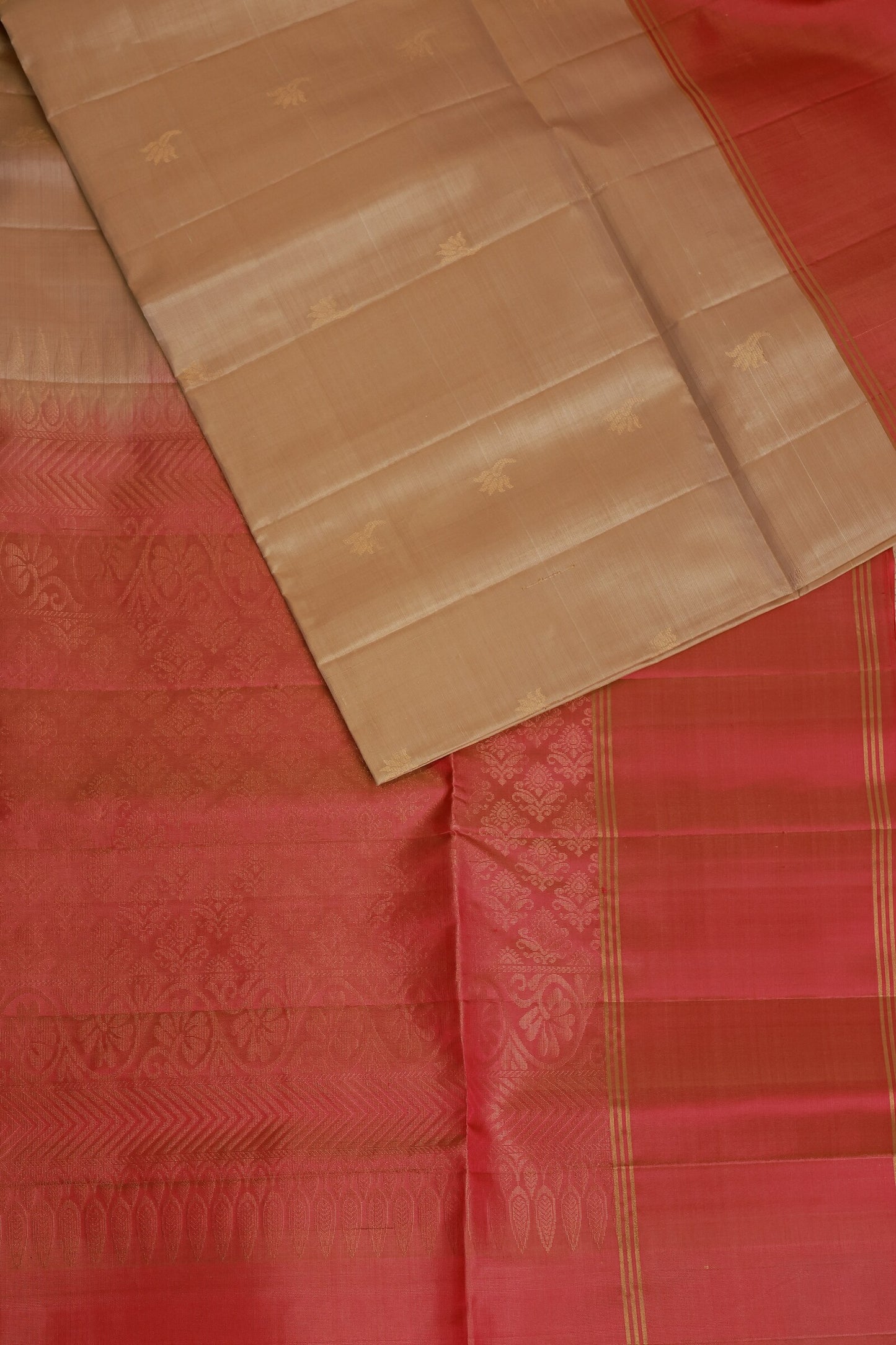 Beige And Pink Pure Silk Saree, folded saree view
