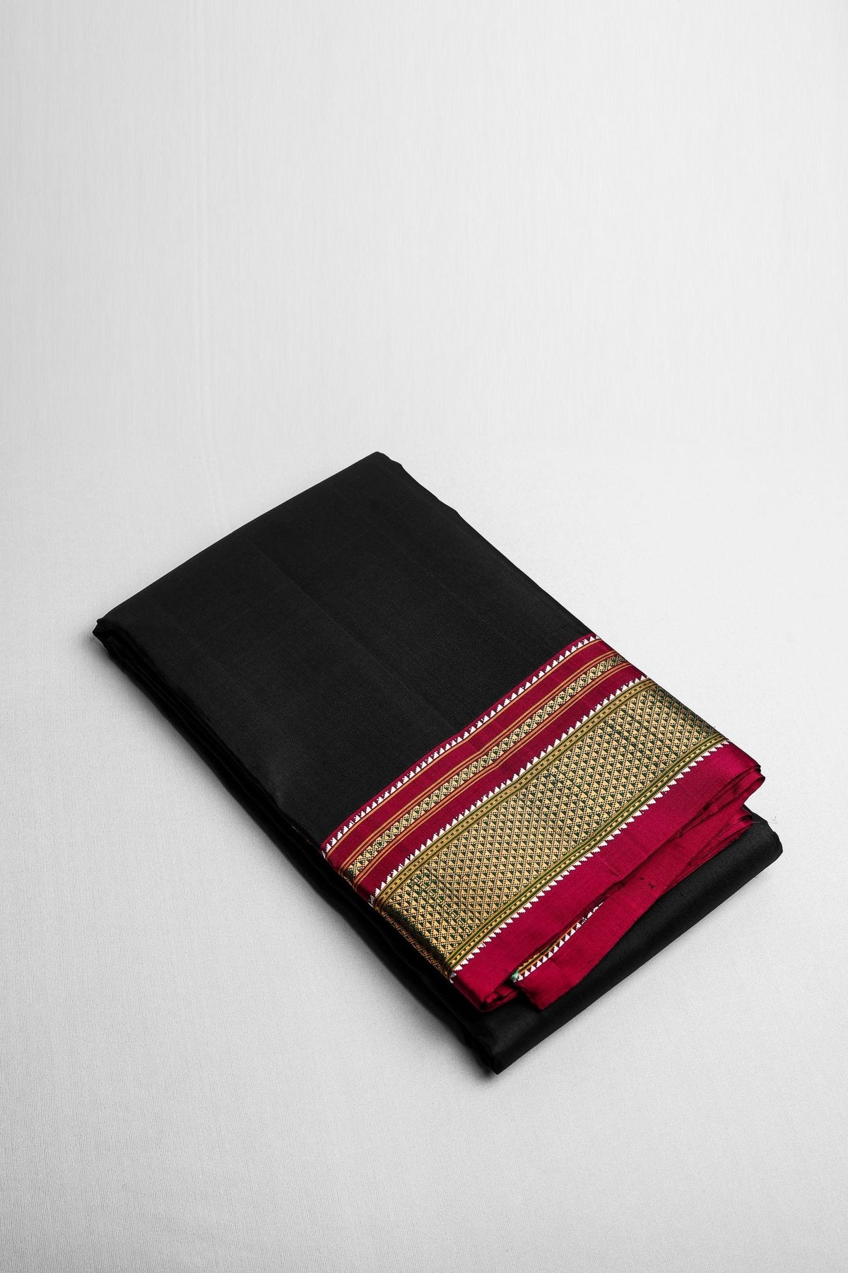 Black Ilkal Saree with Meroon Border