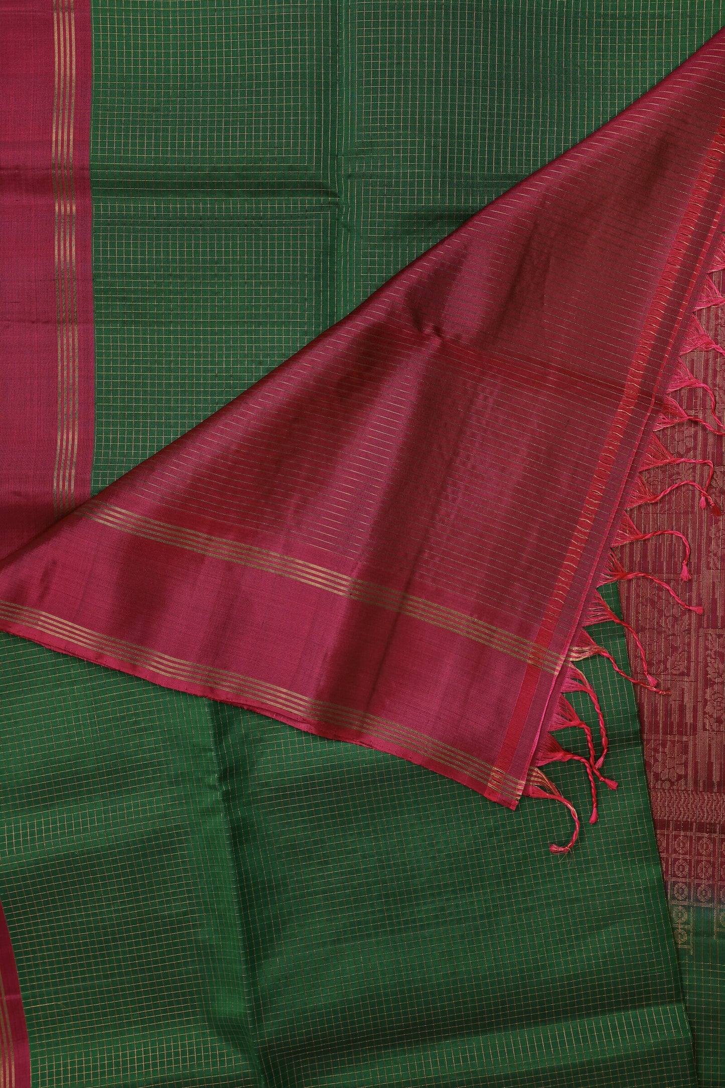 Bottle Green And Pink Border Pure Silk Saree, design view 4