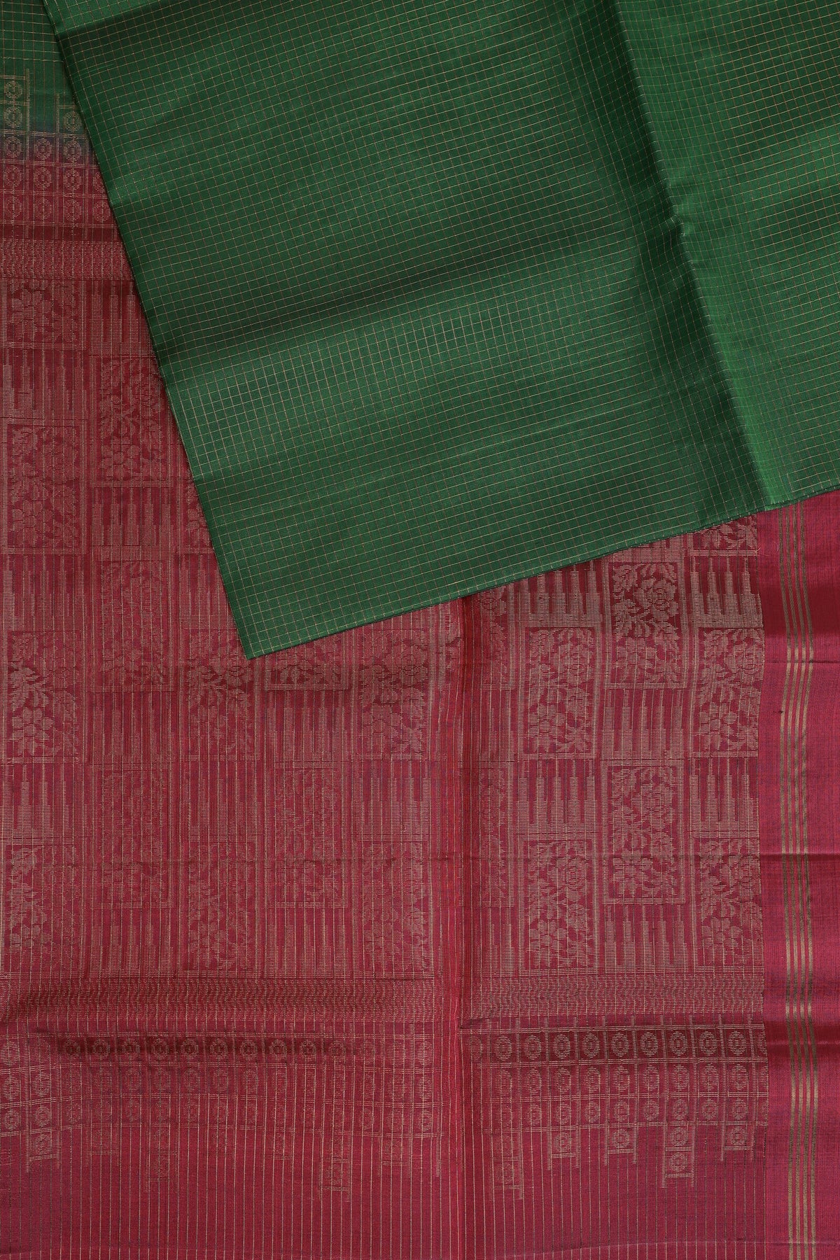 Bottle Green And Pink Border Pure Silk Saree, folded saree view