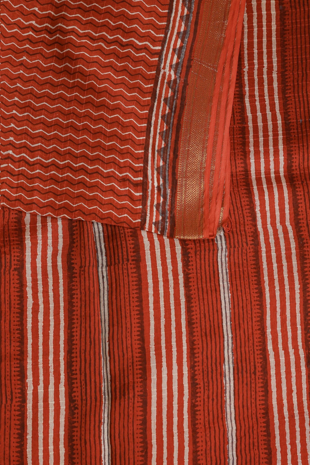 Brick Red Chanderi Silk Saree With Zari Border, design view 3