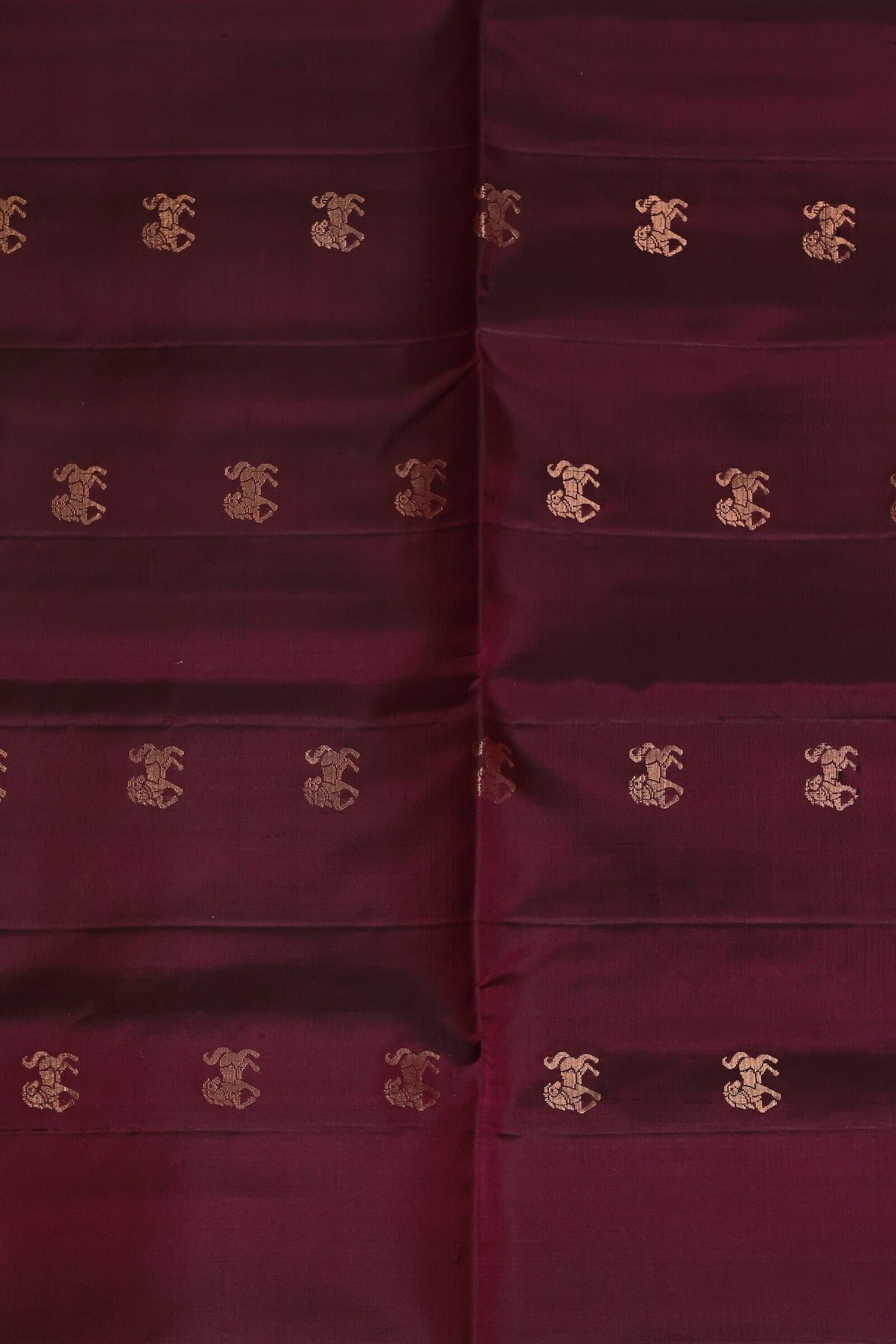 Dark Purple And Pink Pure Silk Saree, design view 3