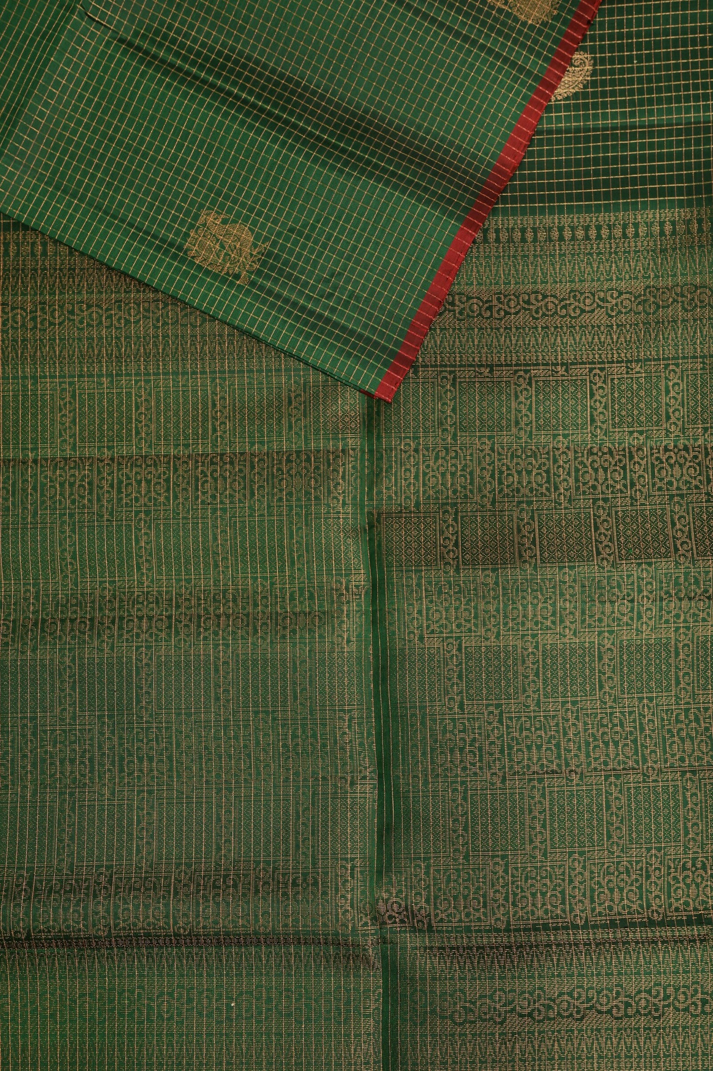 Green Pure Silk Saree With Small Zari Kattam And Mayil Buttas, folded saree view