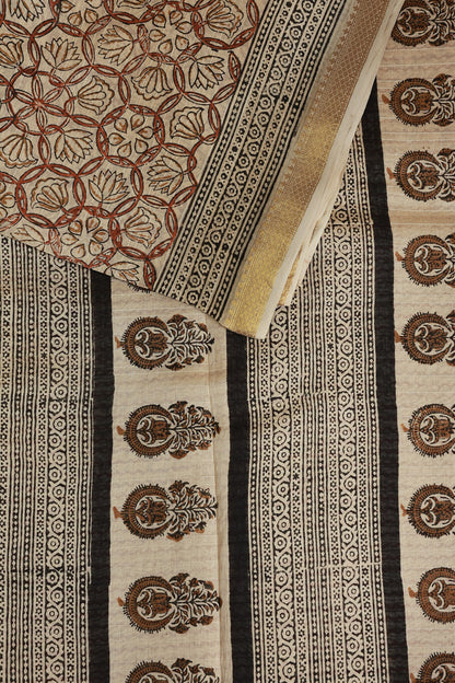 Linen Bagru Handblock Saree With Natural Dye, design view 3