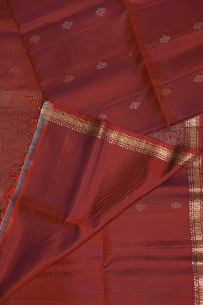 Magenta Red Pure Silk Saree With Small Zari Border, design view 3