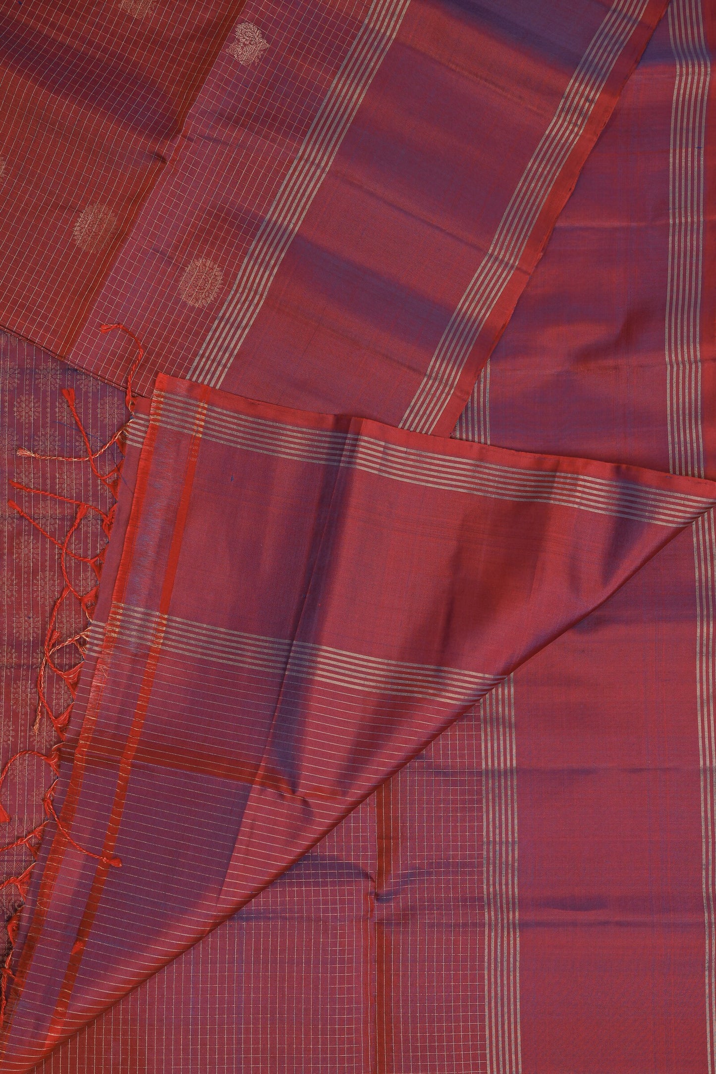 Magenta Red Pure Silk Saree With Zari Check Kattam, Mayil And Chakram Buttas, design view 4