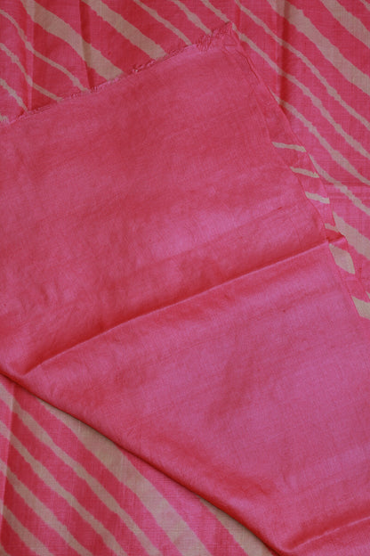 Peach And Off White Tussar Lahariya Saree, folded saree view