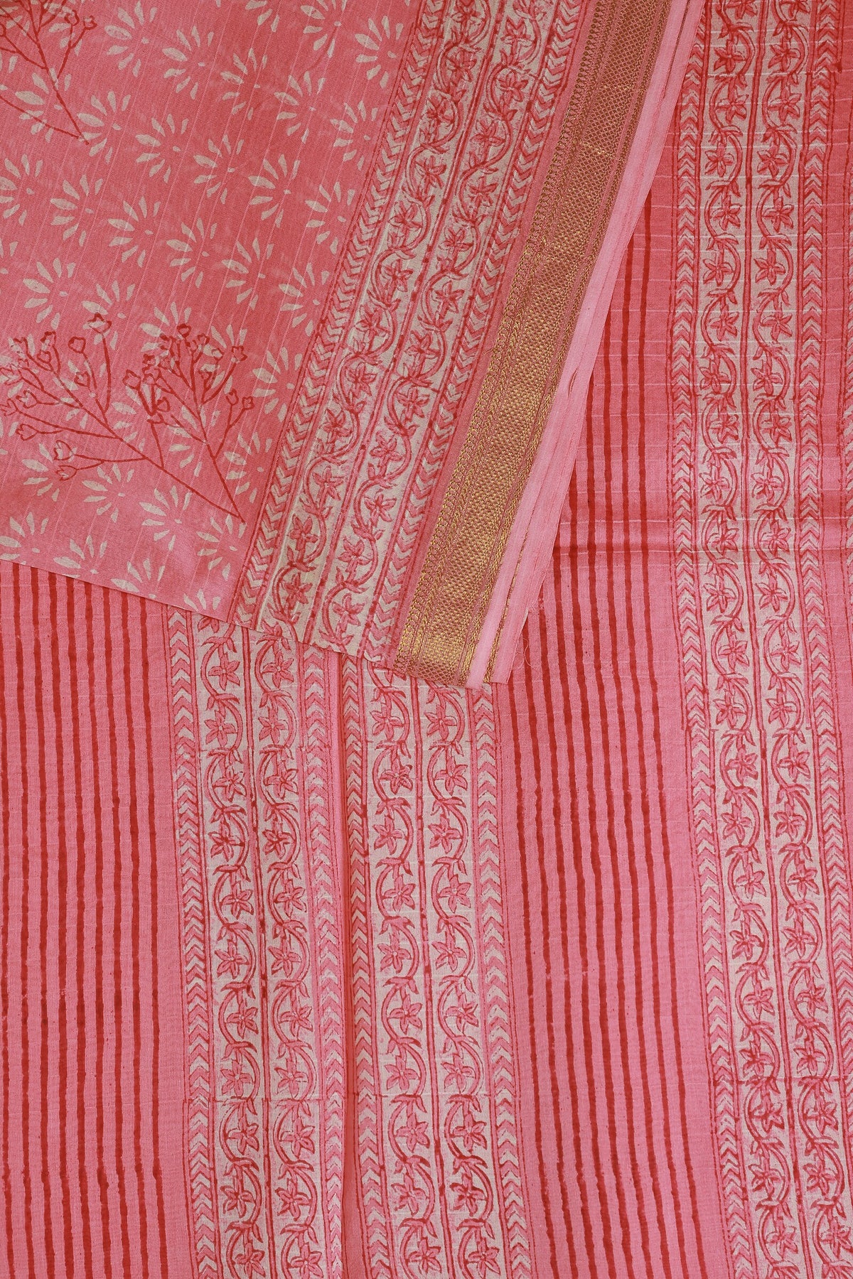 Pink Chanderi Silk Saree With Handblock And Zari Border, design view 3