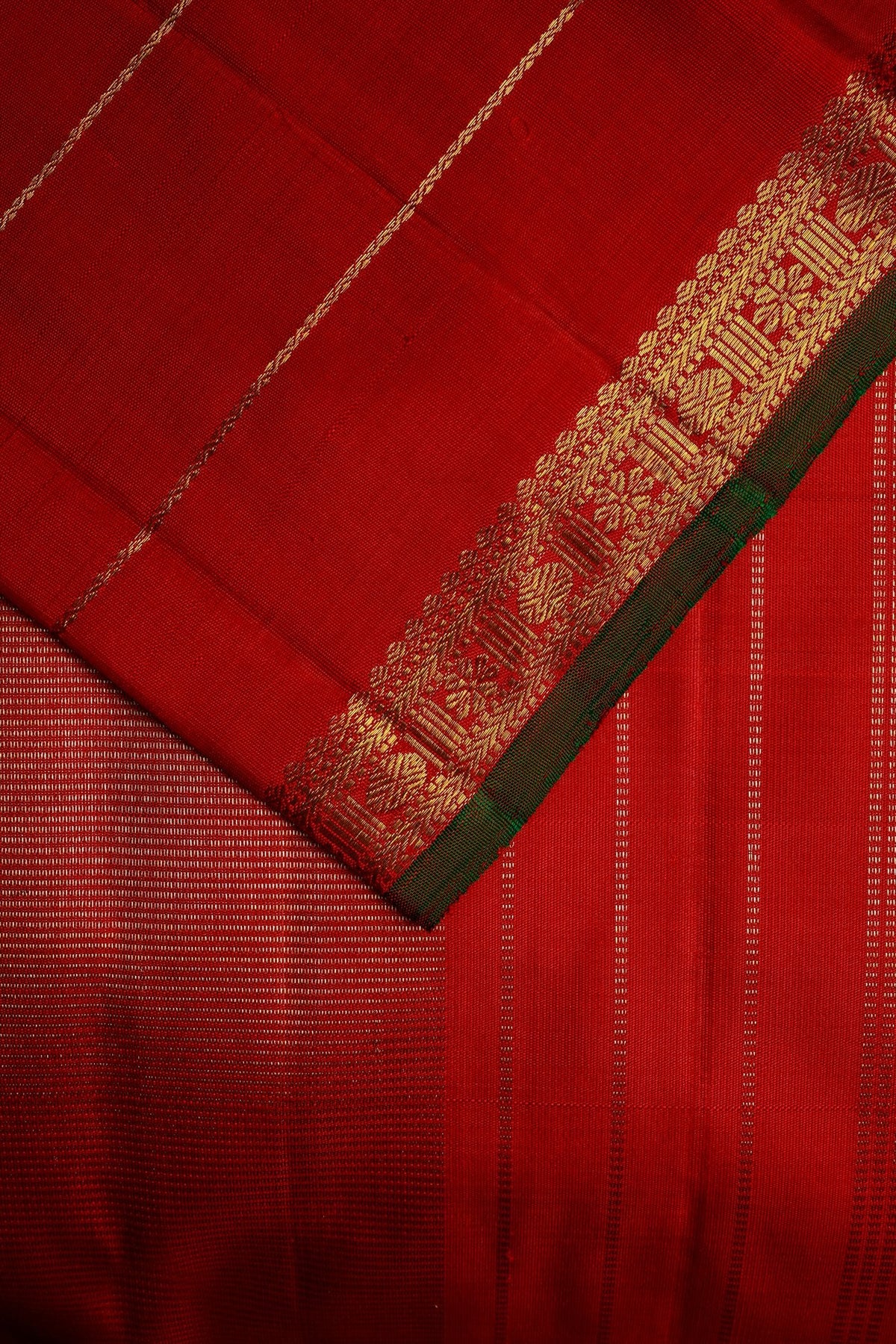 Red Thin Border