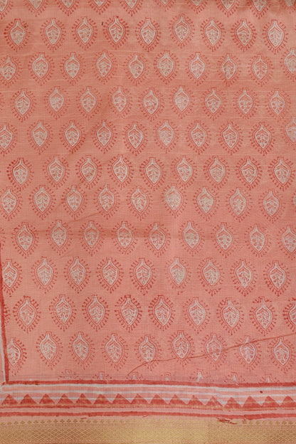 Salmon Pink Chanderi Silk Saree With Golden Zari Borders, fabric detail