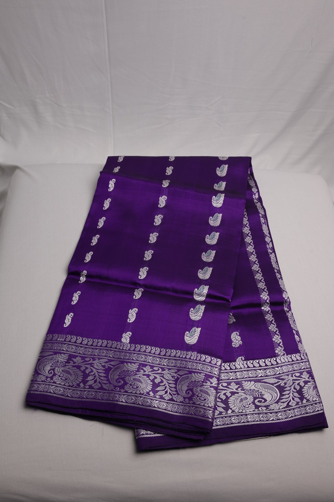 White and Blue Thirubhoovanam Kattam Saree