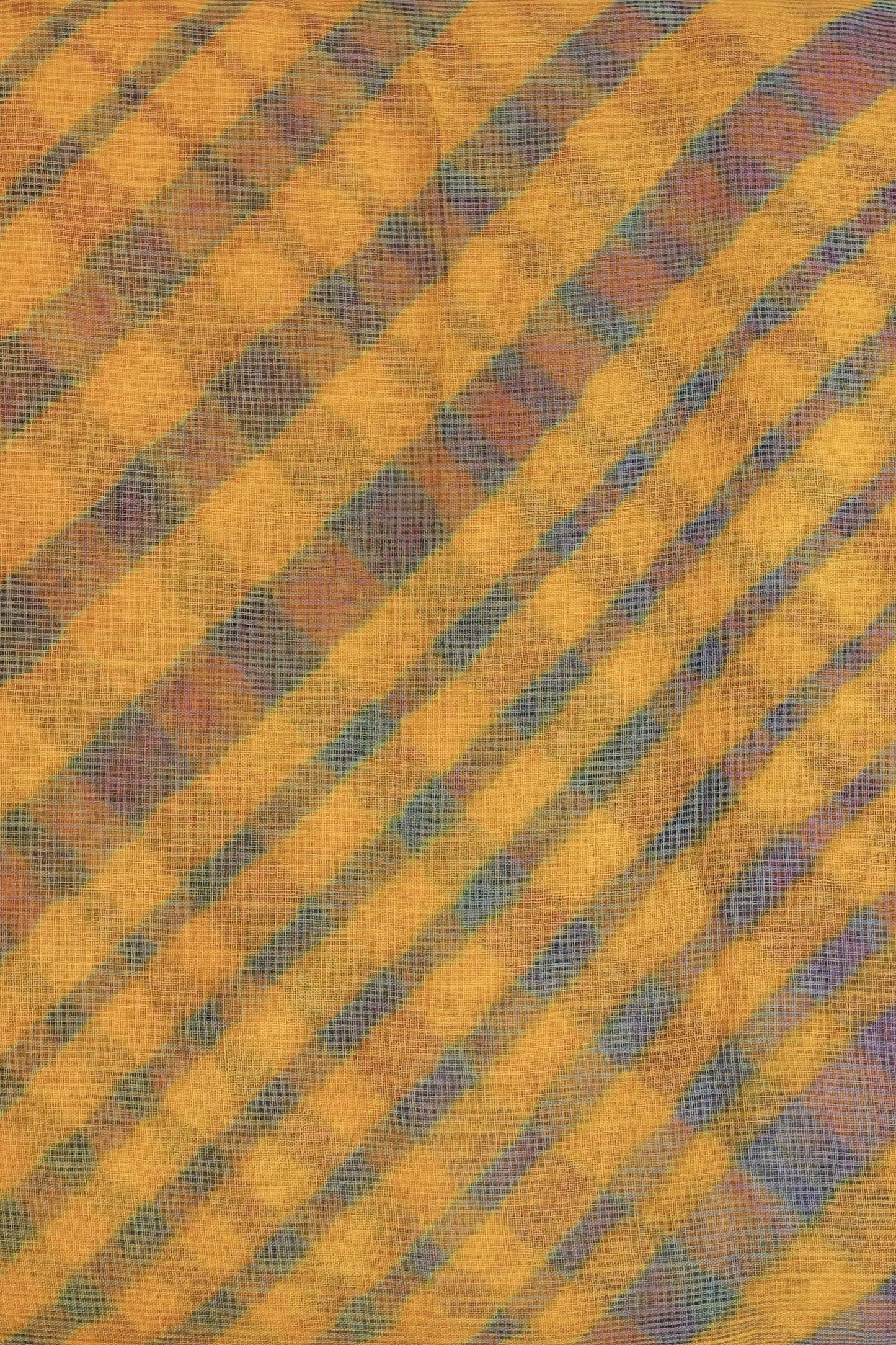 Yellow And Purple Lahariya Saree, fabric detail