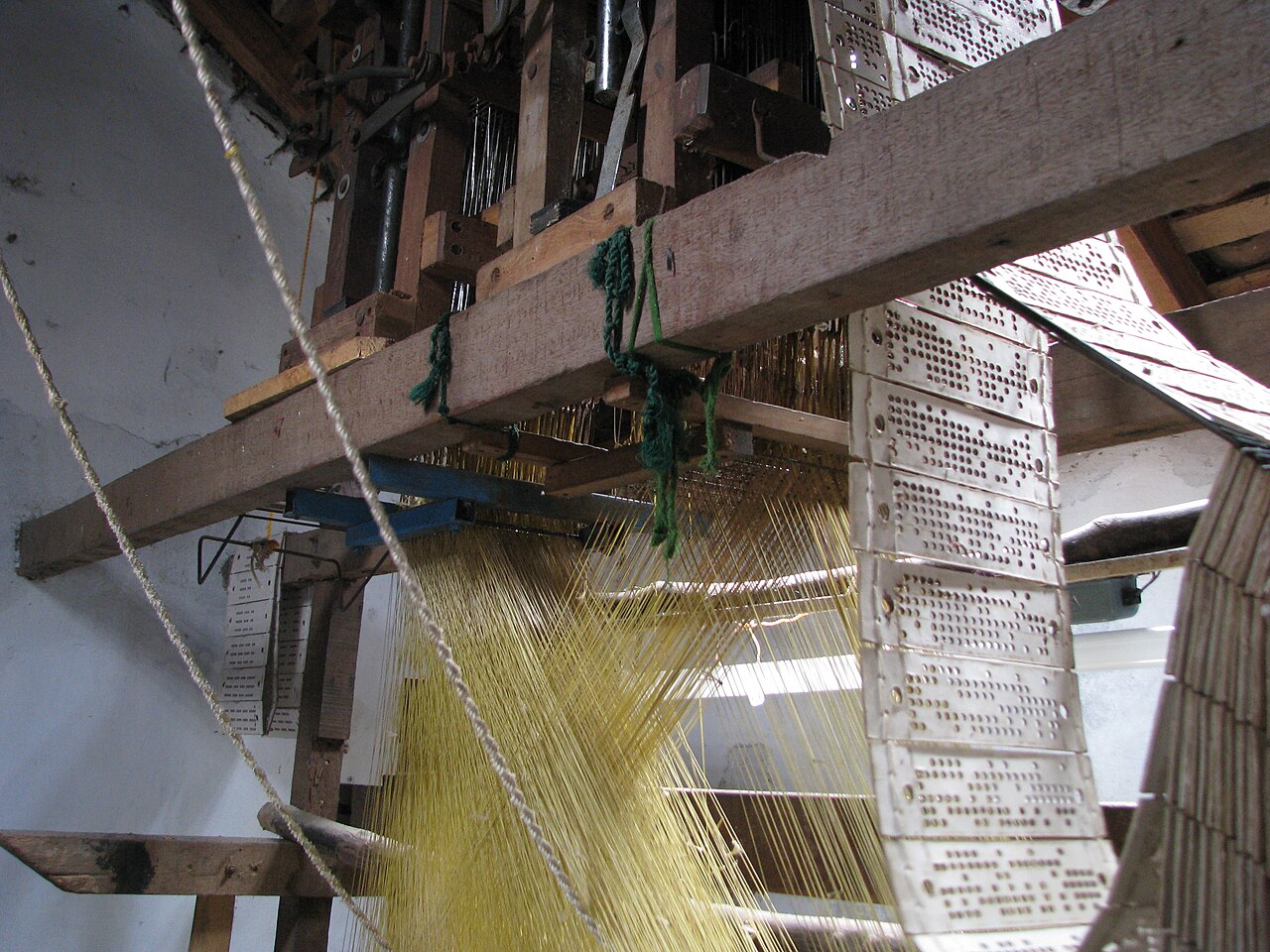 Pattern cards and threads on a Kanchipuram handloom